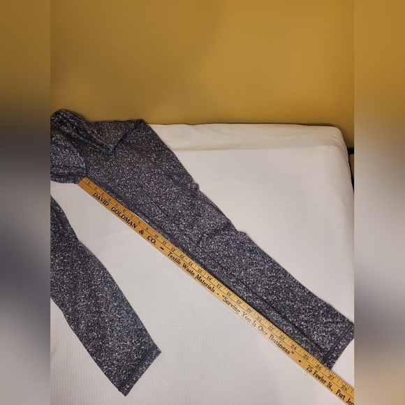 Athleta Salutation Pebble Beach Tight sz S - Picture 8 of 12